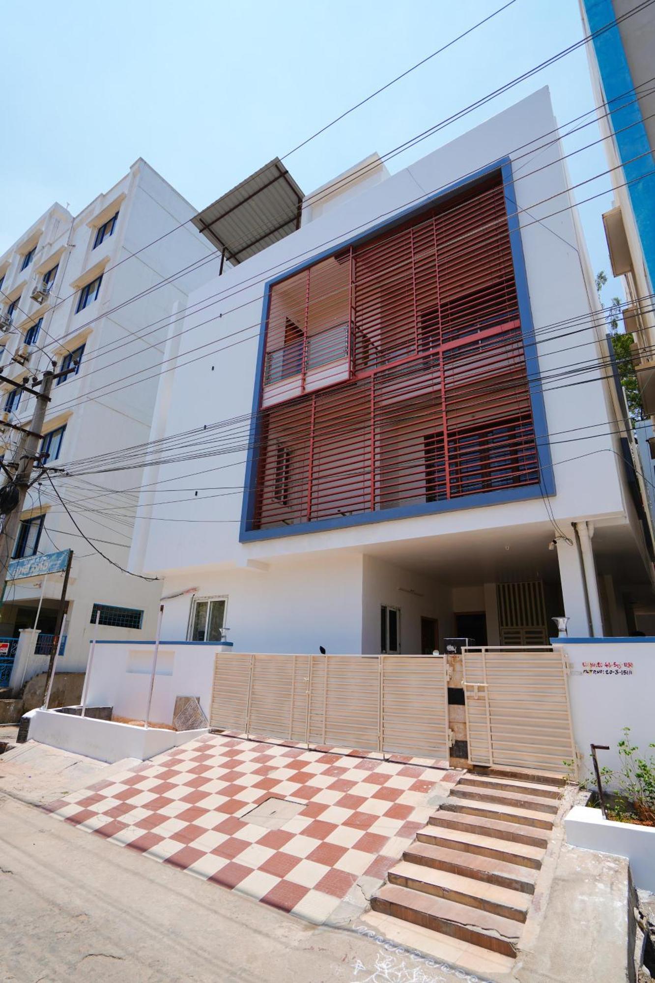 Golden Villa - Duplex House With Private Theater - Near To Alipiri And Bhudevi Ttd Ticket Counter And Kapilateertham Tirupati Dış mekan fotoğraf