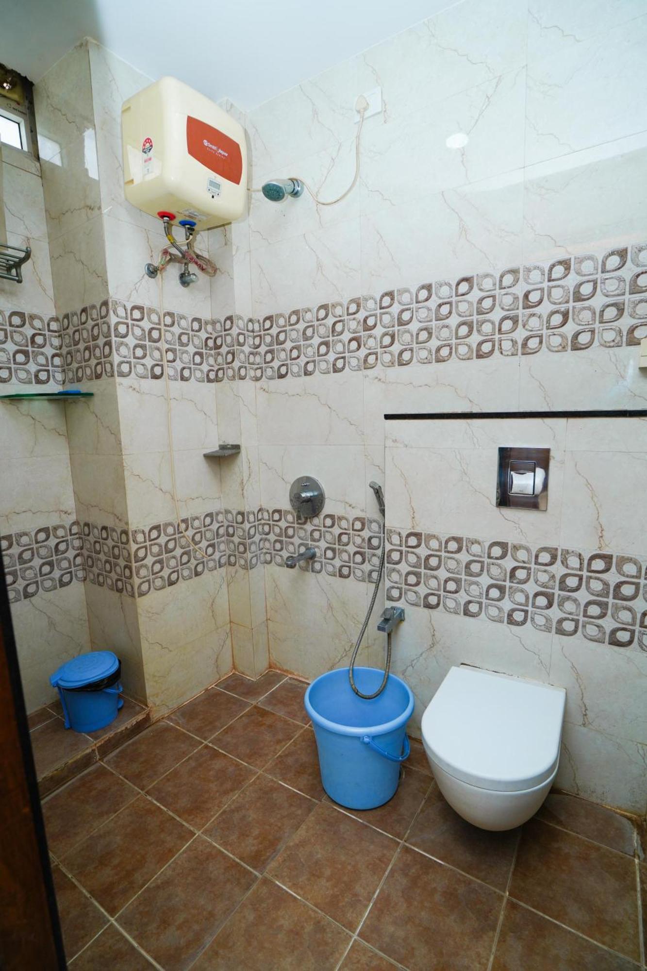 Golden Villa - Duplex House With Private Theater - Near To Alipiri And Bhudevi Ttd Ticket Counter And Kapilateertham Tirupati Dış mekan fotoğraf